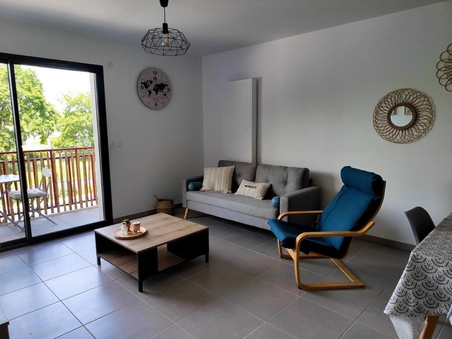 Location De Vacances A Andernos - Appartement 2 Chambres Dans Residence Neuve Esterno foto